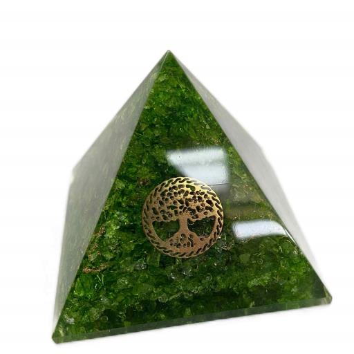 Green Onyx With Tree Of Life Orgonite Pyramid